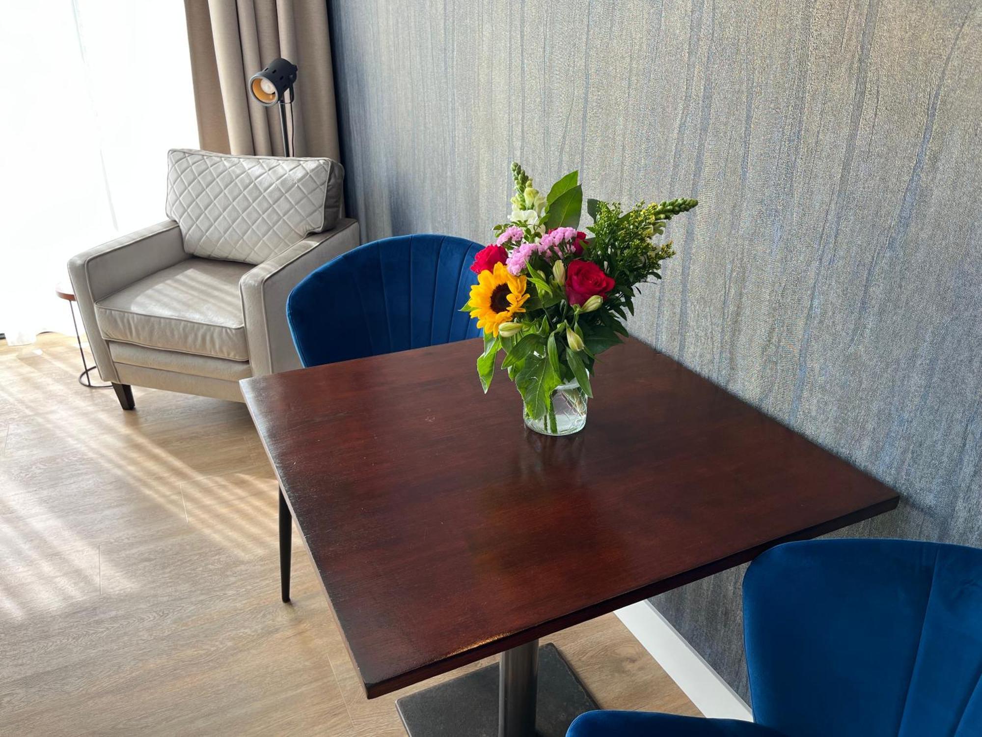 De Tien Wilgen Apartment Oosterblokker Luaran gambar
